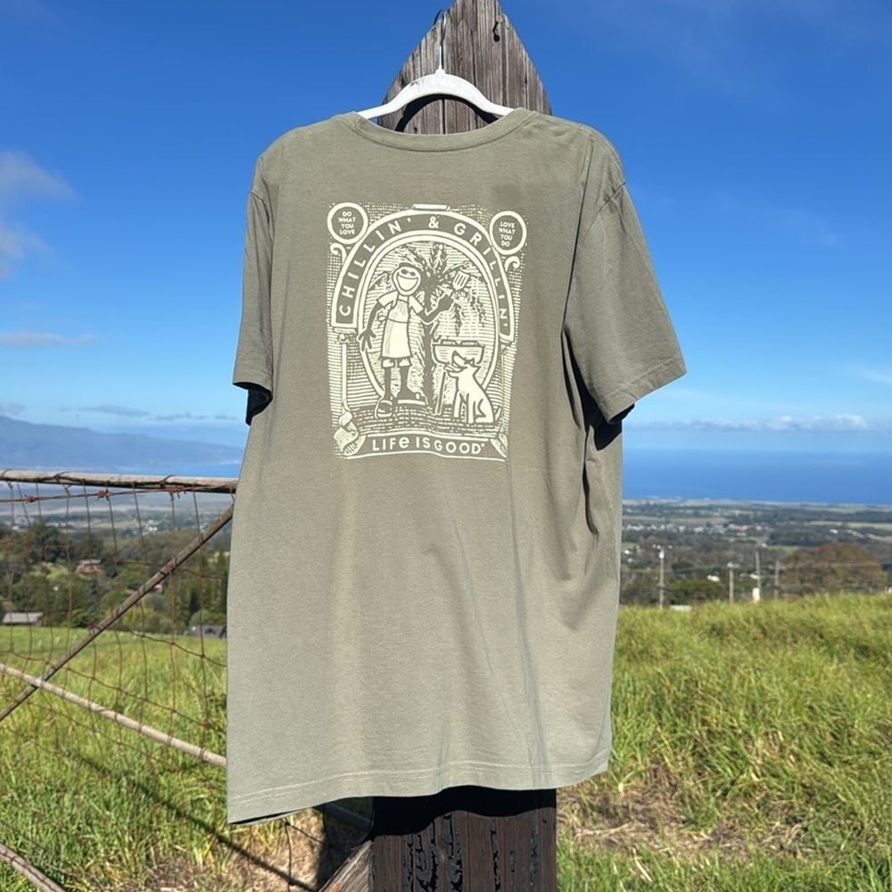 Life is Good Men’s Grillin and Chillin Green Dog Cotton Tee XL